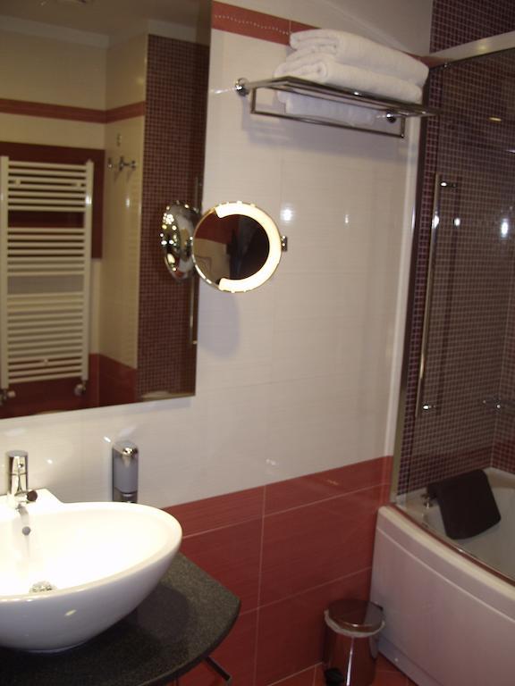 Hotel Mareschi Palace Novara Zewnętrze zdjęcie