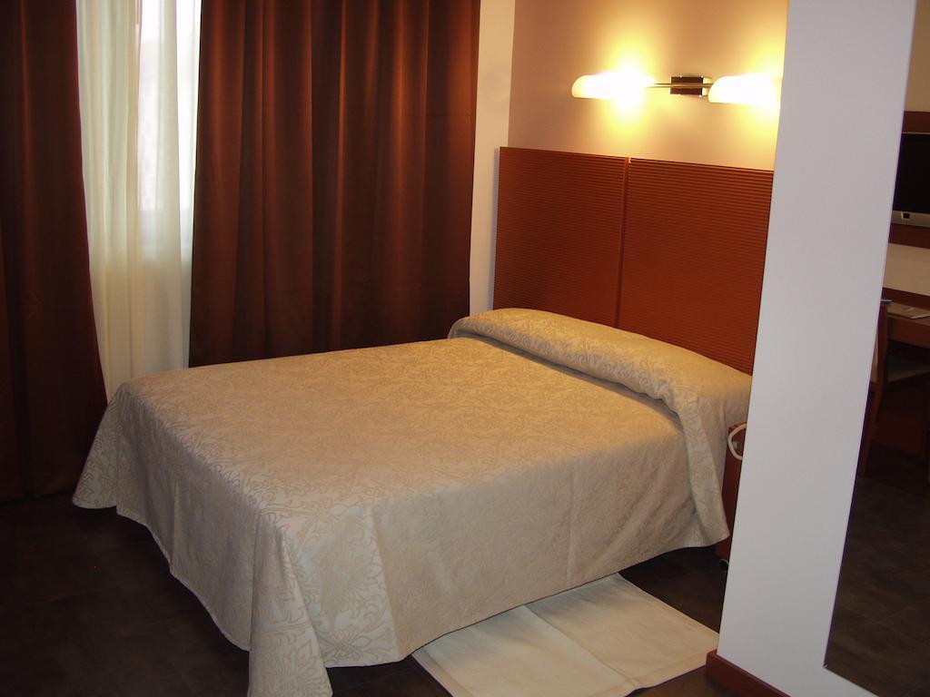 Hotel Mareschi Palace Novara Zewnętrze zdjęcie